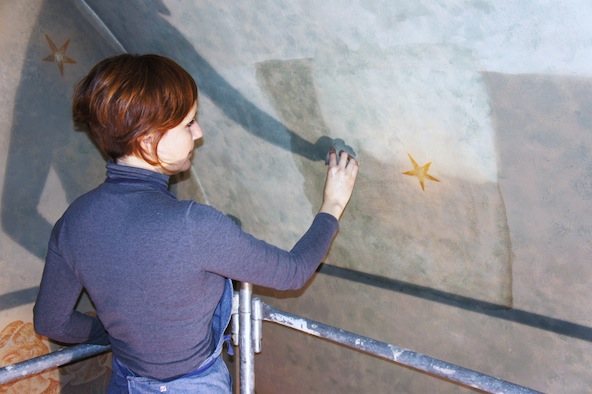 Décrassage des peintures de la chapelle